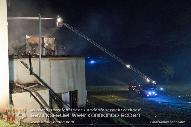 20231007_Grobrand in Heizungsanlage von Hhnerstall in Schwarzensee/Neuhaus  Foto: Stefan Schneider BFK Baden