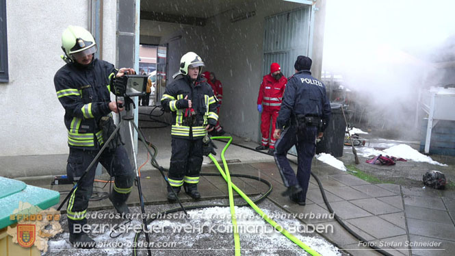 20231209 Wohnungsbrand in Hirtenberg  Foto: Stefan Schneider