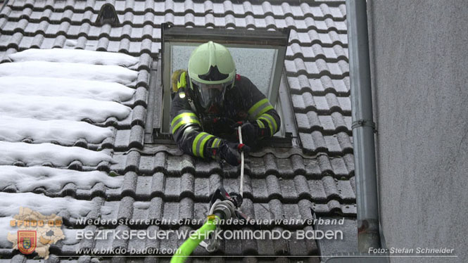 20231209 Wohnungsbrand in Hirtenberg  Foto: Stefan Schneider