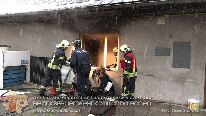 20231209 Wohnungsbrand in Hirtenberg Foto: Stefan Schneider