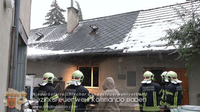20231209 Wohnungsbrand in Hirtenberg Foto: Stefan Schneider