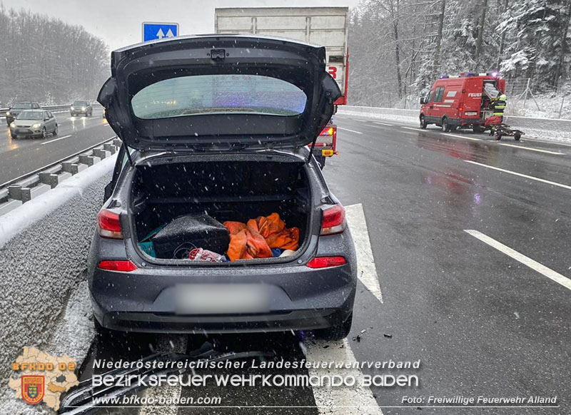 20240107_Kollision zweier Fahrzeuge auf der A21  Foto: Freiwillige Feuerwehr Alland