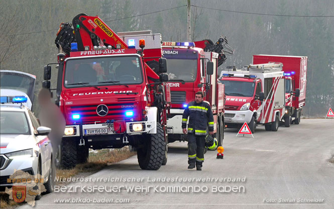 20240117 Herausfordernde Personenrettung nach Verkehrsunfall auf der L4004  Foto: Stefan Schneider BFKDO BADEN