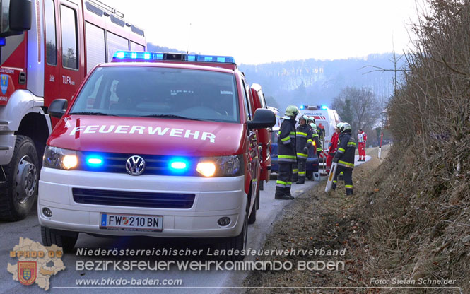 20240117 Herausfordernde Personenrettung nach Verkehrsunfall auf der L4004  Foto: Stefan Schneider BFKDO BADEN