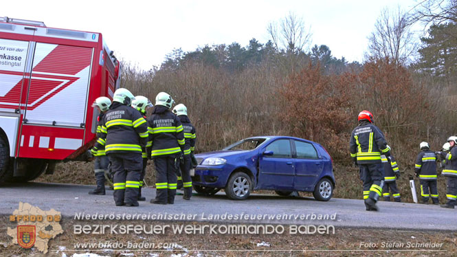 20240117 Herausfordernde Personenrettung nach Verkehrsunfall auf der L4004  Foto: Stefan Schneider BFKDO BADEN