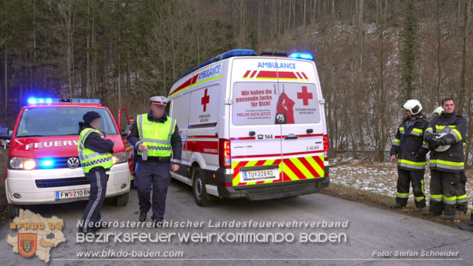 20240117 Herausfordernde Personenrettung nach Verkehrsunfall auf der L4004  Foto: Stefan Schneider BFKDO BADEN