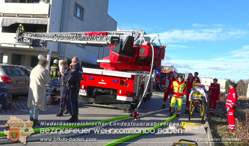 20240203 Brandeinsatz in Bad Vöslau - 3 Todesopfer in der Brandwohnung gefunden Foto: Stefan Schneider BFKDO BADEN 20240203 Brandeinsatz in Bad Vöslau - 3 Todesopfer in der Brandwohnung gefunden Foto: Stefan Schneider BFKDO BADEN