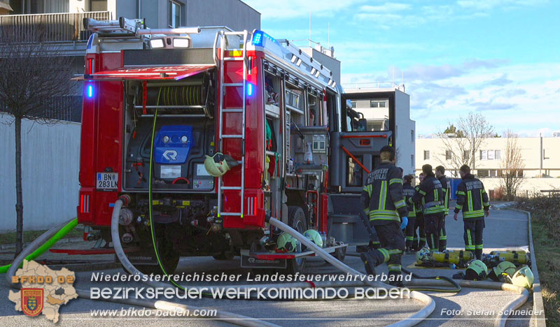 20240203 Brandeinsatz in Bad Vöslau - 3 Todesopfer in der Brandwohnung gefunden Foto: Stefan Schneider BFKDO BADEN 20240203 Brandeinsatz in Bad Vöslau - 3 Todesopfer in der Brandwohnung gefunden Foto: Stefan Schneider BFKDO BADEN