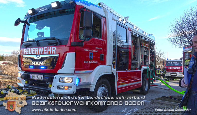20240203 Brandeinsatz in Bad Vöslau - 3 Todesopfer in der Brandwohnung gefunden Foto: Stefan Schneider BFKDO BADEN 20240203 Brandeinsatz in Bad Vöslau - 3 Todesopfer in der Brandwohnung gefunden Foto: Stefan Schneider BFKDO BADEN