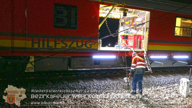 20240208 Sattelzug kollidiert mit Aspangbahn bei Traiskirchen   Foto: Stefan Schneider BFKDO BADEN