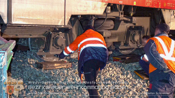 20240208 Sattelzug kollidiert mit Aspangbahn bei Traiskirchen   Foto: Stefan Schneider BFKDO BADEN