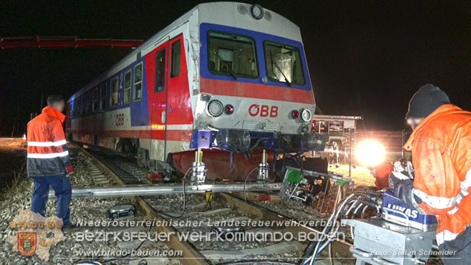 20240208 Sattelzug kollidiert mit Aspangbahn bei Traiskirchen   Foto: Stefan Schneider BFKDO BADEN