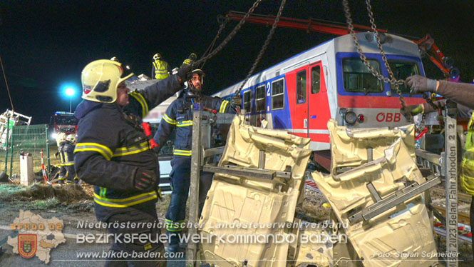 20240208 Sattelzug kollidiert mit Aspangbahn bei Traiskirchen   Foto: Stefan Schneider BFKDO BADEN
