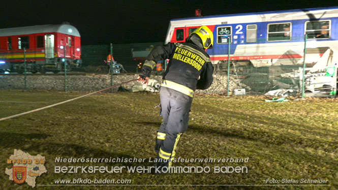 20240208 Sattelzug kollidiert mit Aspangbahn bei Traiskirchen   Foto: Stefan Schneider BFKDO BADEN