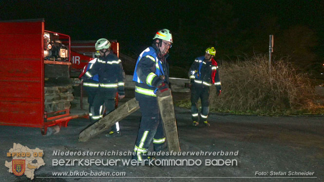 20240208 Sattelzug kollidiert mit Aspangbahn bei Traiskirchen   Foto: Stefan Schneider BFKDO BADEN