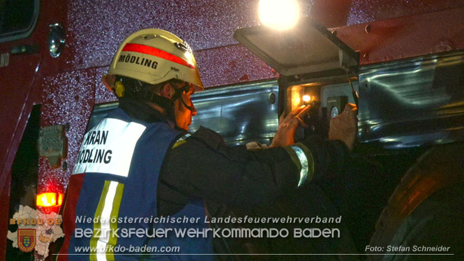 20240208 Sattelzug kollidiert mit Aspangbahn bei Traiskirchen   Foto: Stefan Schneider BFKDO BADEN