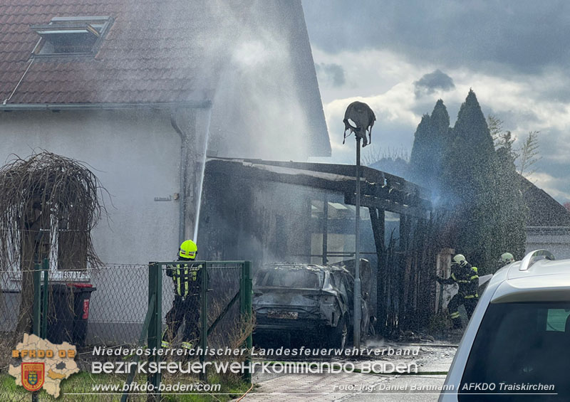 20240310 Brand eines Carports und Elektrofahrzeug in Traiskirchen mit weiteren Herausforderungen Foto: Daniel Bartmann AFKDO Traiskirchen