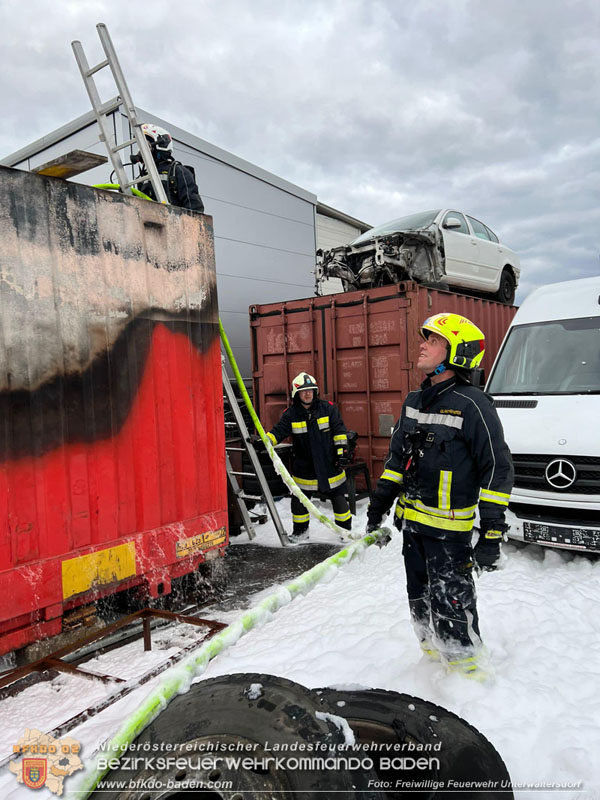 20240310_Containerbrand im Gewerbegebiet Mitterndorf a.d.Fischa   Foto: Freiwillige Feuerwehr Unterwaltersdorf