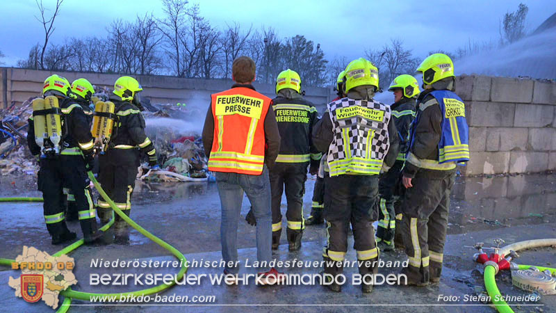20240328 Brand bei einem Abfallwirtschaftsbetrieb Foto: Stefan Schneider BFKDO BADEN