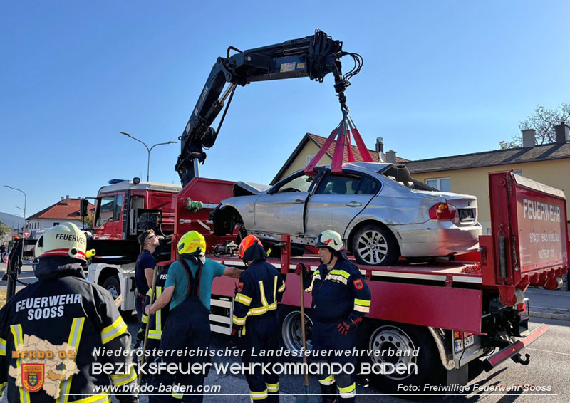 20240811_Fahrzeug&uuml;berschlag im Ortsgebiet von Sooss  Foto: Freiwillige Feuerwehr Sooss