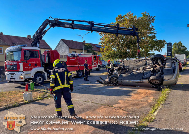 20240811_Fahrzeug&uuml;berschlag im Ortsgebiet von Sooss  Foto: Freiwillige Feuerwehr Sooss