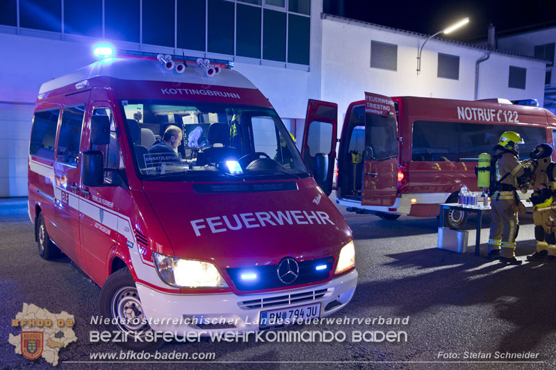 20241123_Alarmstufe B3 bei Brand in Gewerbebetrieb in Schönau a.d.Triesting Foto: Stefan Schneider BFKDO BADEN 20241123_Alarmstufe B3 bei Brand in Gewerbebetrieb in Schönau a.d.Triesting Foto: Stefan Schneider BFKDO BADEN