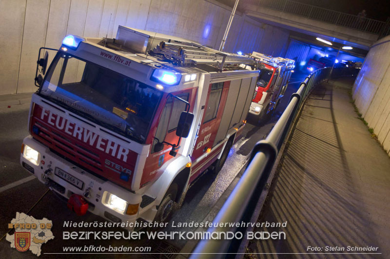 20241212_Eine eingeklemmte Person nach Verkehrsunfall in Bad Vslau   Foto: Stefan Schneider BFKDO BADEN  