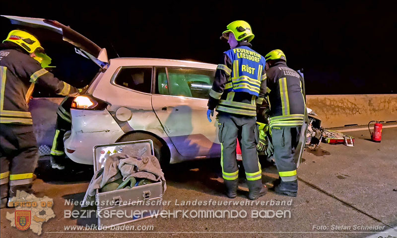 20241219_Personenrettung nach Verkehrsunfall auf der A2 bei Baden Foto: Stefan Schneider BFKDO BADEN 