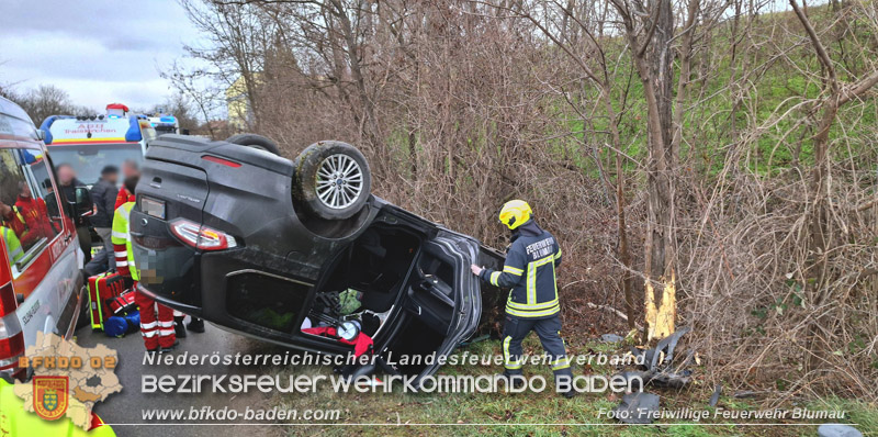 20250116_Verkehrsunfall bei Blumau-Neuri�hof   Foto: Freiwillige Feuerwehr Blumau