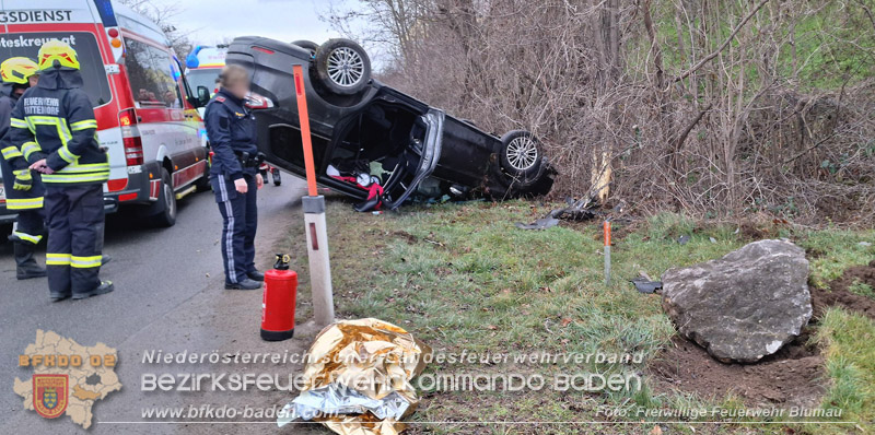 20250116_Verkehrsunfall bei Blumau-Neuri�hof   Foto: Freiwillige Feuerwehr Blumau