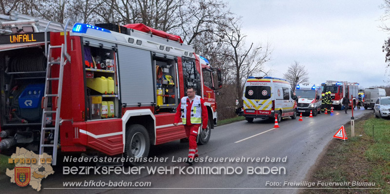 20250116_Verkehrsunfall bei Blumau-Neuri�hof   Foto: Freiwillige Feuerwehr Blumau