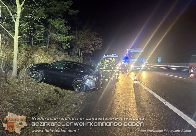 20250123_Alarmierte Menschenrettung nach Verkehrsunfall auf der A21 bei Heiligenkreuz  Foto: FF Alland