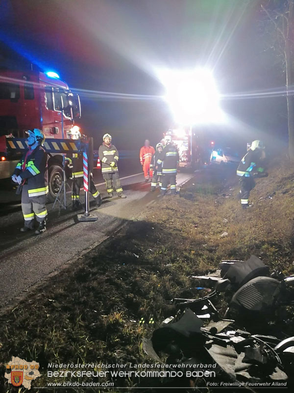 20250123_Alarmierte Menschenrettung nach Verkehrsunfall auf der A21 bei Heiligenkreuz  Foto: FF Alland