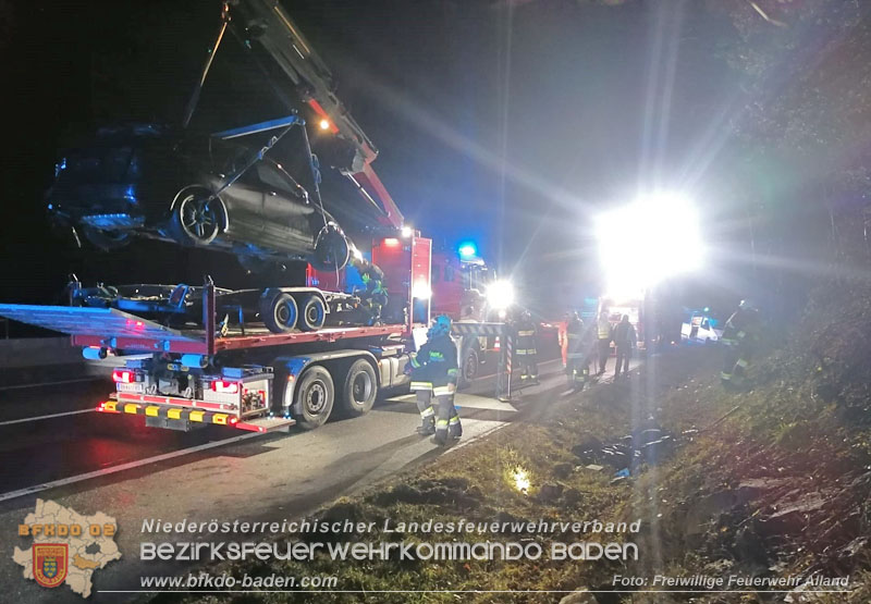 20250123_Alarmierte Menschenrettung nach Verkehrsunfall auf der A21 bei Heiligenkreuz  Foto: FF Alland