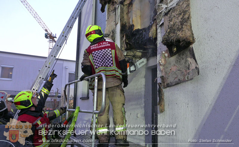 20250210_Fassadenbrand in Unterwaltersdorf sorgte für Großeinsatz Foto: Stefan Schneider BFKDO BADEN 20250210_Fassadenbrand in Unterwaltersdorf sorgte für Großeinsatz Foto: Stefan Schneider BFKDO BADEN