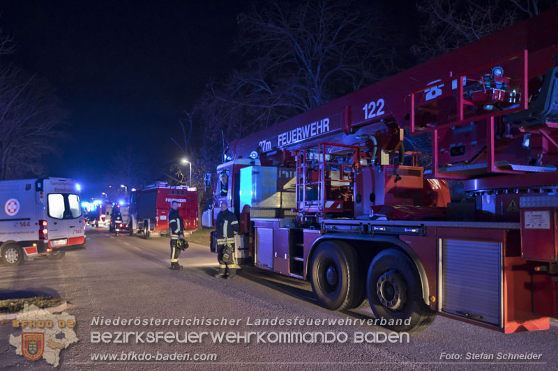 20250210_Fassadenbrand in Unterwaltersdorf sorgte für Großeinsatz Foto: Stefan Schneider BFKDO BADEN 20250210_Fassadenbrand in Unterwaltersdorf sorgte für Großeinsatz Foto: Stefan Schneider BFKDO BADEN