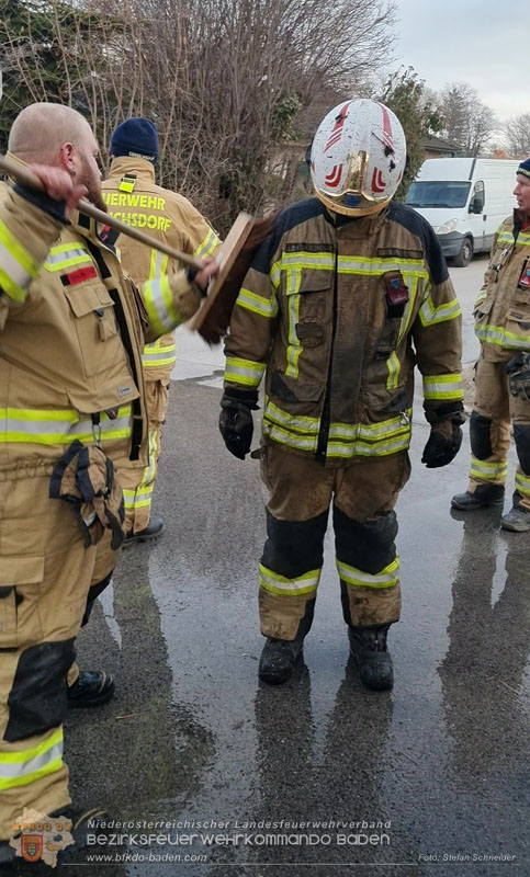 20250210_Fassadenbrand in Unterwaltersdorf sorgte für Großeinsatz Foto: Stefan Schneider BFKDO BADEN 20250210_Fassadenbrand in Unterwaltersdorf sorgte für Großeinsatz Foto: Stefan Schneider BFKDO BADEN