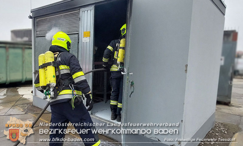 20250213_Brand in einer elektrischen Anlage auf einem Firmengelnde in Blumau-Neurihof  Foto: FF Teesdorf