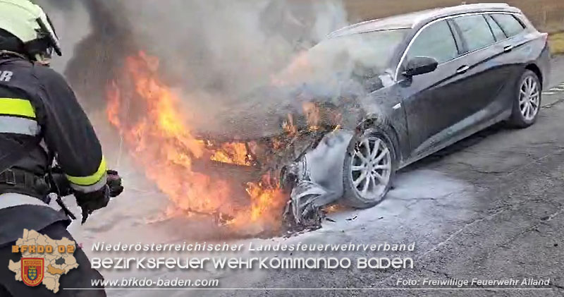20250215_Fahrzeugbrand auf der A21 Höhe Heiligenkreuz NÖ  Foto: FF Alland