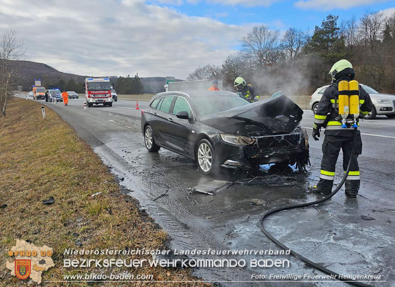 20250215_Fahrzeugbrand auf der A21 Höhe Heiligenkreuz NÖ  Foto: FF Heiligenkreuz