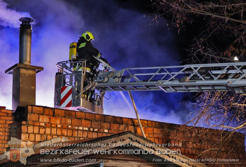 20250220 Brand eines Nebengebäudes in St.Veit a.d.Triesting Foto: ASB Markus Hackl AFKDO Pottenstein 20250220 Brand eines Nebengebäudes in St.Veit a.d.Triesting Foto: ASB Markus Hackl AFKDO Pottenstein