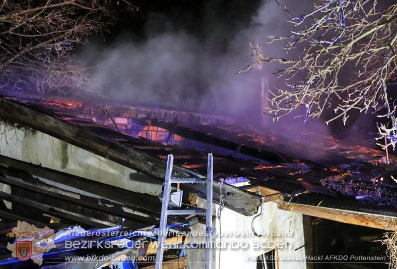 20250220 Brand eines Nebengebäudes in St.Veit a.d.Triesting Foto: ASB Markus Hackl AFKDO Pottenstein 20250220 Brand eines Nebengebäudes in St.Veit a.d.Triesting Foto: ASB Markus Hackl AFKDO Pottenstein