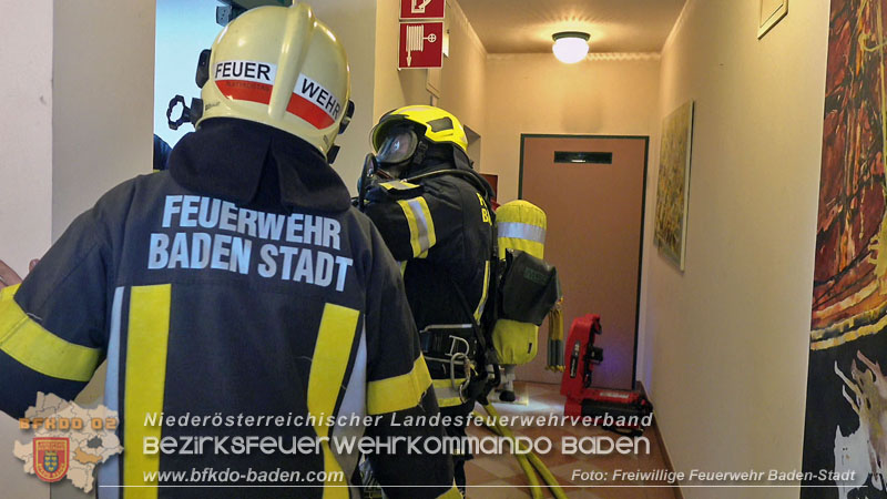 20250224_Brand in Badener Wohnhausanlage - Feuerwehr rettet bewusstlose Person Foto: Freiwillige Feuerwehr Baden-Stadt 20250224_Brand in Badener Wohnhausanlage - Feuerwehr rettet bewusstlose Person Foto: Freiwillige Feuerwehr Baden-Stadt