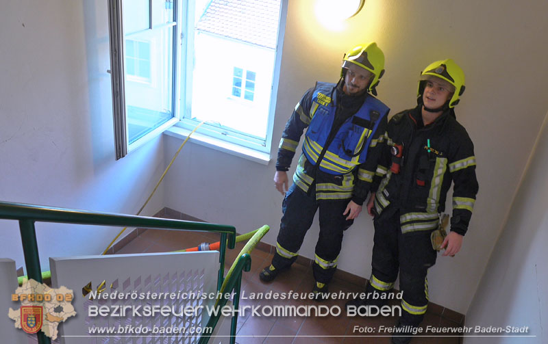 20250224_Brand in Badener Wohnhausanlage - Feuerwehr rettet bewusstlose Person Foto: Freiwillige Feuerwehr Baden-Stadt 20250224_Brand in Badener Wohnhausanlage - Feuerwehr rettet bewusstlose Person Foto: Freiwillige Feuerwehr Baden-Stadt