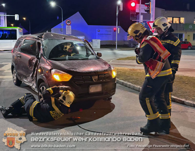 20250228_Verkehrsunfall mit Linienbus in Weigelsdorf   Foto: FF Weigelsdorf