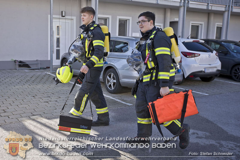 20250302_Brand auf Terrasse bei Wohnhausanlage in Oberwaltersdorf Foto: Stefan Schneider BFKDO BADEN