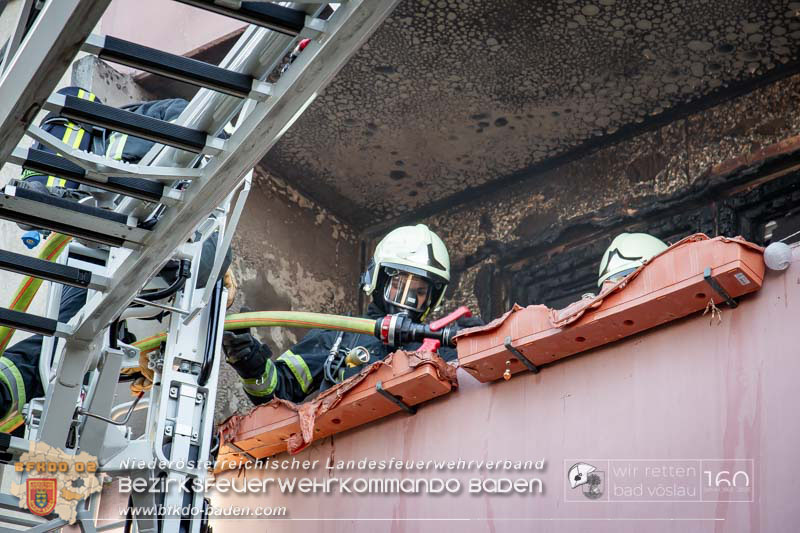 20250307_Balkonbrand im Vöslauer Stadtgebiet   Foto: FF Stadt Bad Vöslau