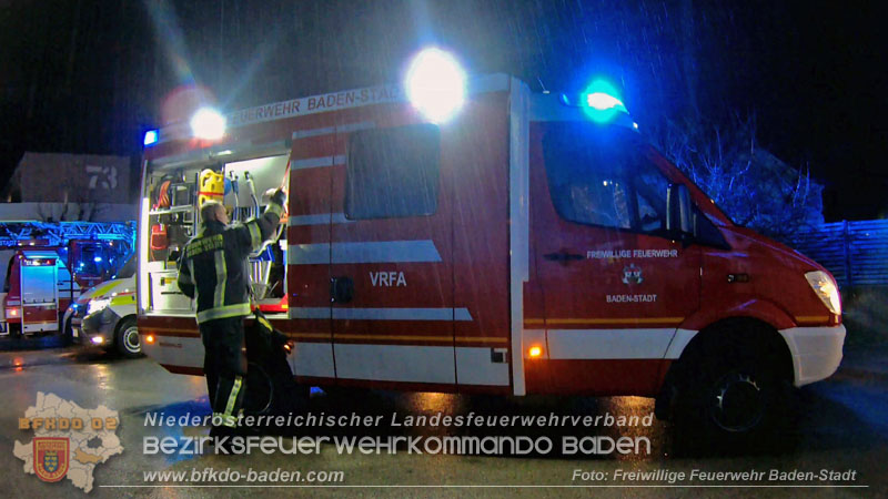 20250313_Notöffnung - Tür in Baden mit dem Zusatztext „Kleinkind in Wohnung, Herd eingeschalten" Foto: Freiwillige Feuerwehr Baden-Stadt / Stefan Schneider 20250313_Notöffnung - Tür in Baden mit dem Zusatztext „Kleinkind in Wohnung, Herd eingeschalten" Foto: Freiwillige Feuerwehr Baden-Stadt / Stefan Schneider
