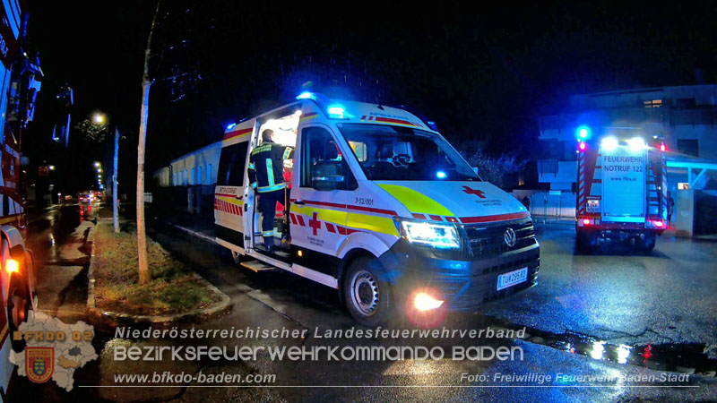 20250313_Notöffnung - Tür in Baden mit dem Zusatztext „Kleinkind in Wohnung, Herd eingeschalten" Foto: Freiwillige Feuerwehr Baden-Stadt / Stefan Schneider 20250313_Notöffnung - Tür in Baden mit dem Zusatztext „Kleinkind in Wohnung, Herd eingeschalten" Foto: Freiwillige Feuerwehr Baden-Stadt / Stefan Schneider
