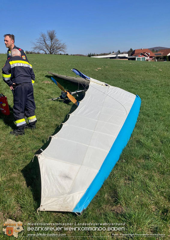 20250404_Motordrachenabsturz im Bereich Hochstrass-Schwabendrfl   Foto: Freiwillige Feuerwehr Hochstrass